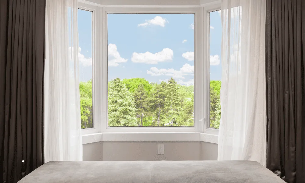 Gastown Homes Revive the Classic Bay Window Style